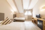 Twin Bed Room/Double Bed Room without balcony