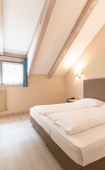 DOPPELZIMMER MANSARDE