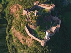 Castles in and around Bolzano